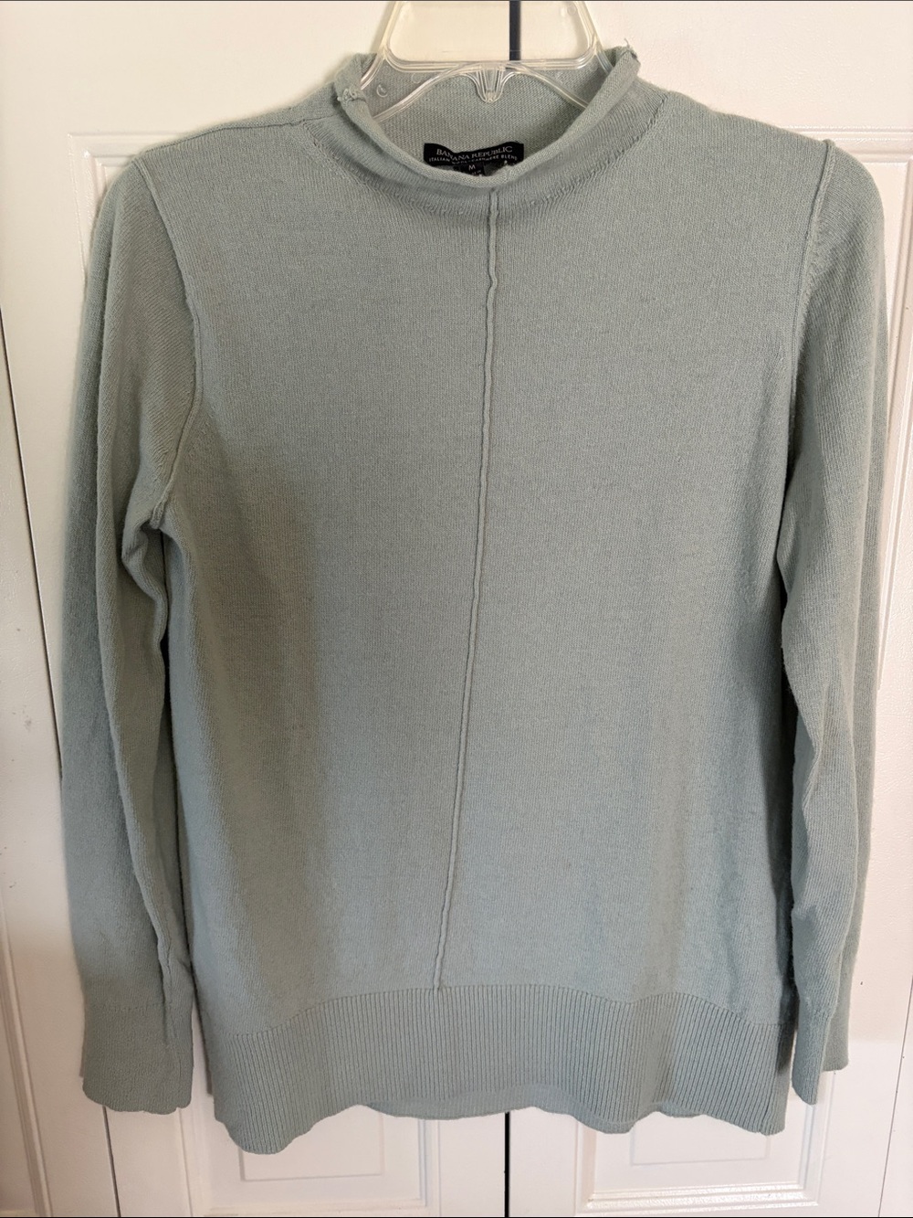 Banana Republic Womens Preppy Roll Neck Quiet Luxury Cashmere Blend Sweater MED